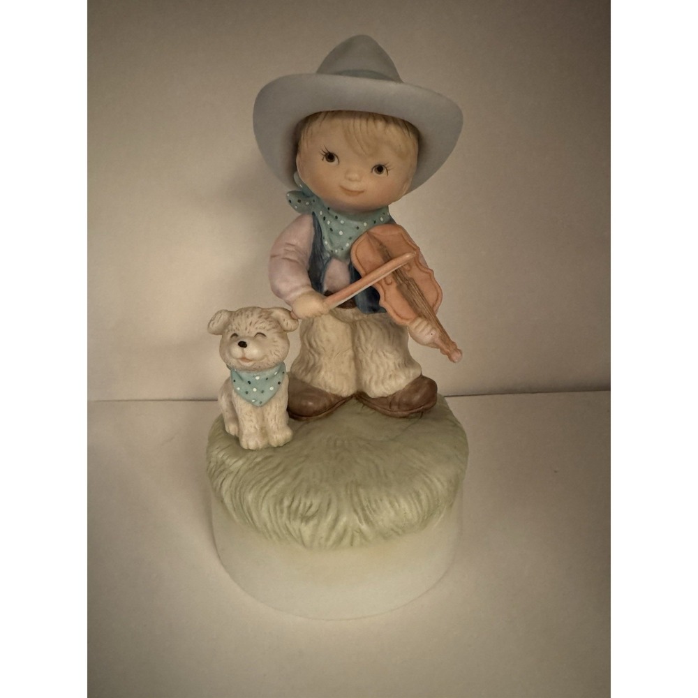 VTG 1981 Precious Moments Music Box - Boy Playing Violin W/Dog NICE
